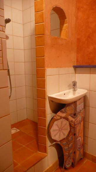 La douche à l'italienne Salle d'eau orientale, douche